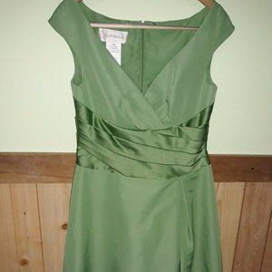 Green Semiformal David's Bridal Bridesmaids Dress